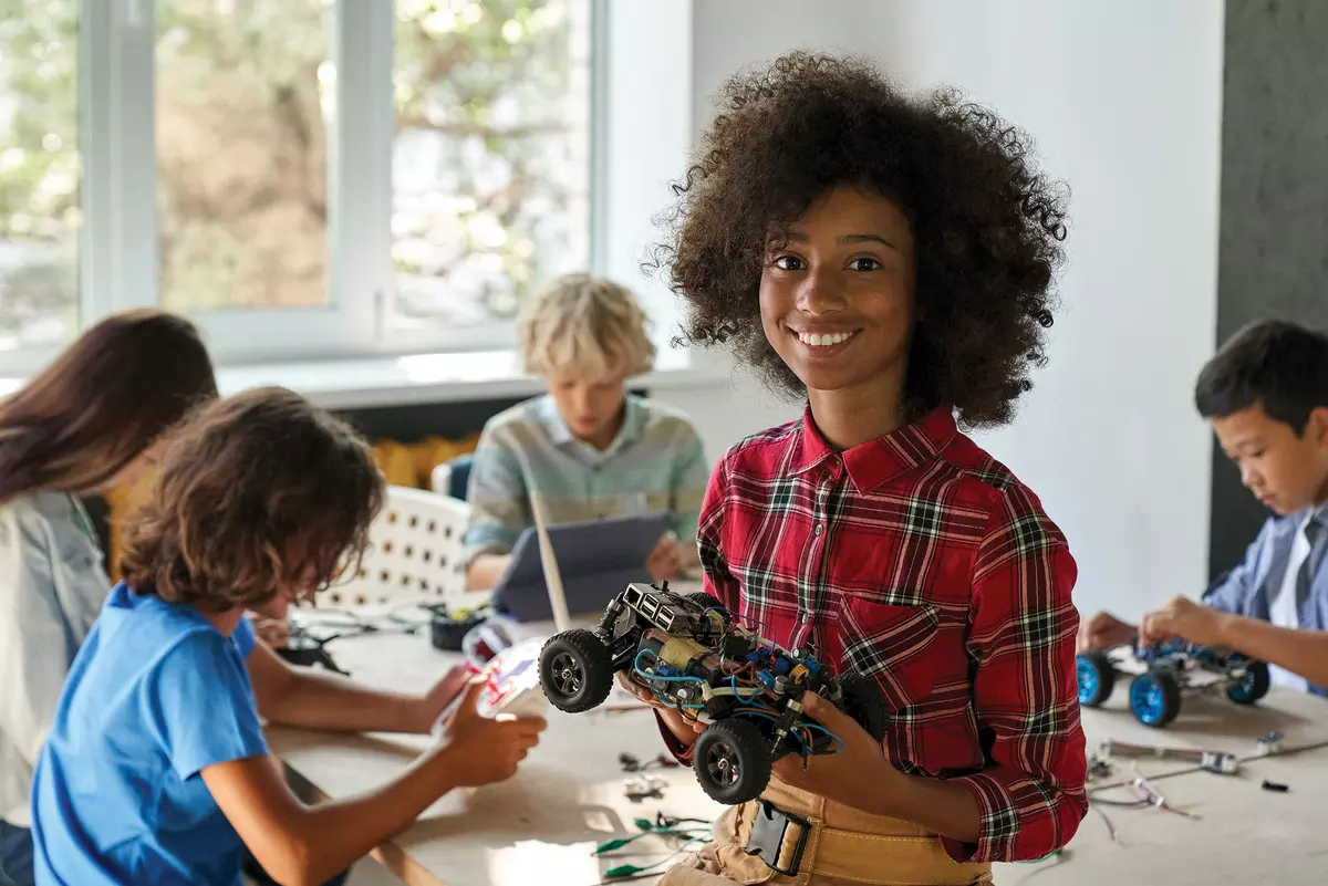 MINT in der frühen Bildung, Grundschule und weiterführenden Schulen MINT in der frühen Bildung, Grundschule und weiterführenden Schulen
