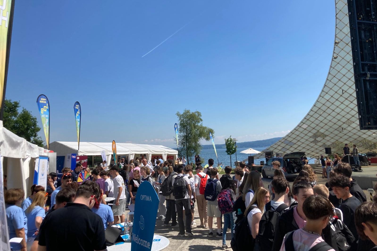 Bestes Wetter, gute Stimmung, erfolgreiche Gespräche Bestes Wetter, gute Stimmung, erfolgreiche Gespräche