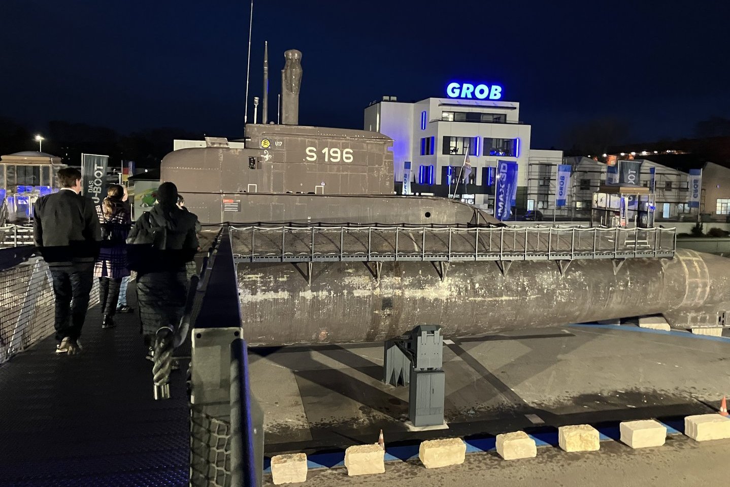 Ab ins U-Boot U17 Ab ins U-Boot U17